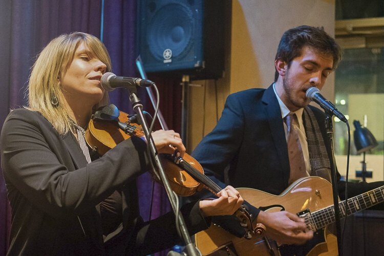 Bonnis & The King play Americana, Swing & Soul at the Lake Erie Folk Fest on Feb 11